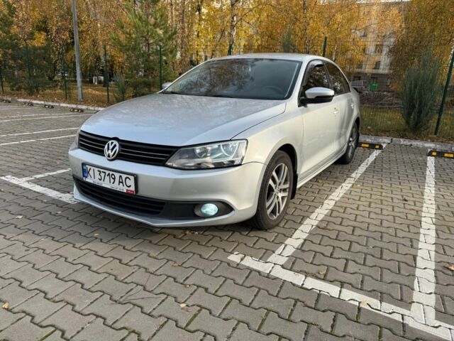 Сірий Фольксваген Джетта, об'ємом двигуна 2.5 л та пробігом 228 тис. км за 8300 $, фото 9 на Automoto.ua