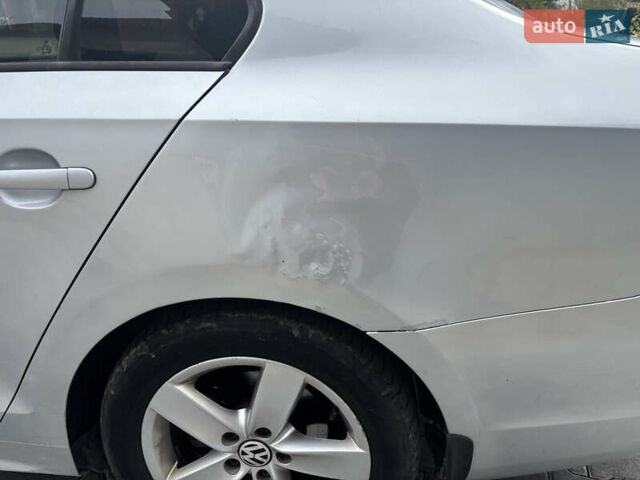 Сірий Фольксваген Джетта, об'ємом двигуна 1.6 л та пробігом 284 тис. км за 6350 $, фото 10 на Automoto.ua