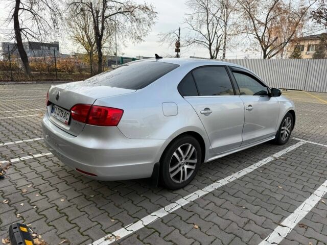 Сірий Фольксваген Джетта, об'ємом двигуна 2.5 л та пробігом 228 тис. км за 8300 $, фото 13 на Automoto.ua