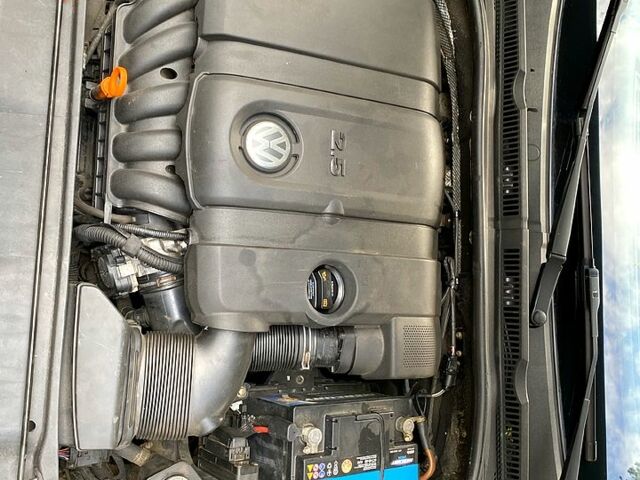 Сірий Фольксваген Джетта, об'ємом двигуна 2.5 л та пробігом 290 тис. км за 6500 $, фото 2 на Automoto.ua