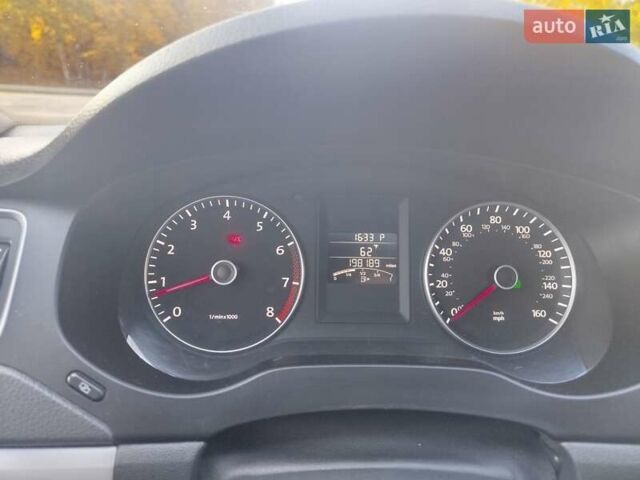 Серый Фольксваген Джетта, объемом двигателя 2.48 л и пробегом 317 тыс. км за 8300 $, фото 12 на Automoto.ua