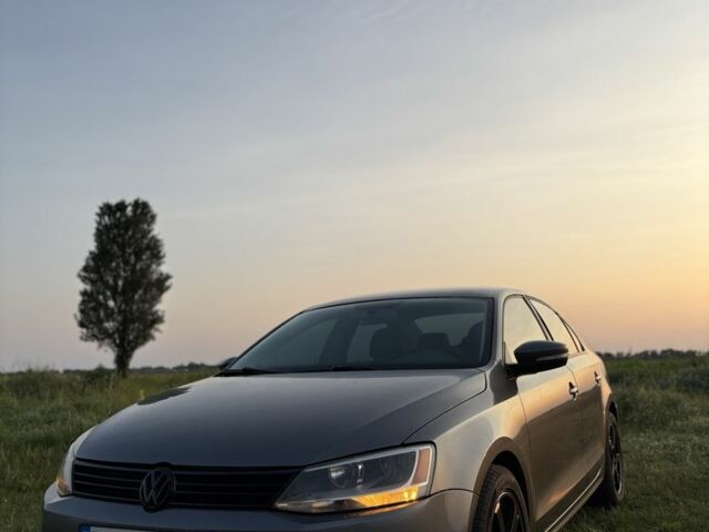 Сірий Фольксваген Джетта, об'ємом двигуна 2.5 л та пробігом 216 тис. км за 8500 $, фото 6 на Automoto.ua