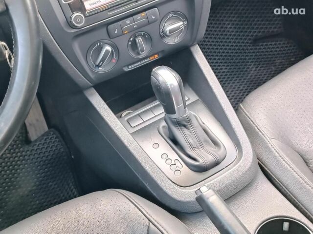 Серый Фольксваген Джетта, объемом двигателя 2.5 л и пробегом 250 тыс. км за 8690 $, фото 17 на Automoto.ua