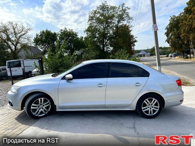 Серый Фольксваген Джетта, объемом двигателя 1.6 л и пробегом 240 тыс. км за 6999 $, фото 3 на Automoto.ua