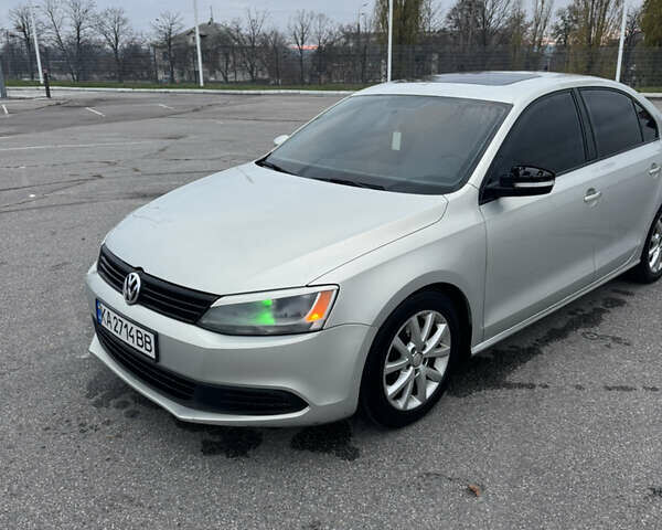 Сірий Фольксваген Джетта, об'ємом двигуна 2.5 л та пробігом 400 тис. км за 7000 $, фото 1 на Automoto.ua