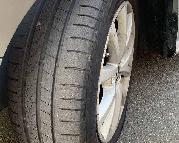 Серый Фольксваген Джетта, объемом двигателя 2.48 л и пробегом 133 тыс. км за 8800 $, фото 10 на Automoto.ua