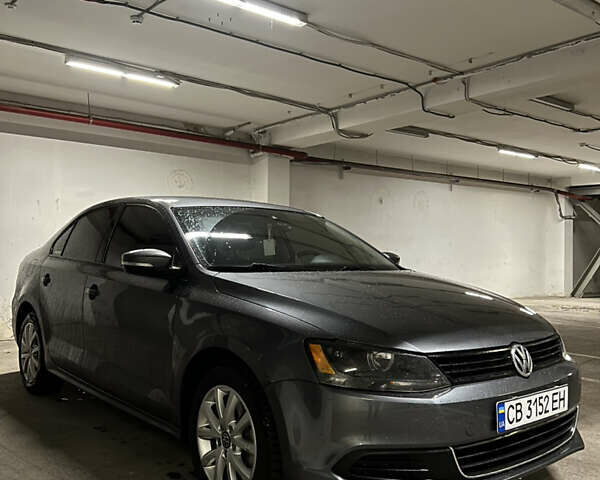 Серый Фольксваген Джетта, объемом двигателя 2.5 л и пробегом 285 тыс. км за 9500 $, фото 11 на Automoto.ua