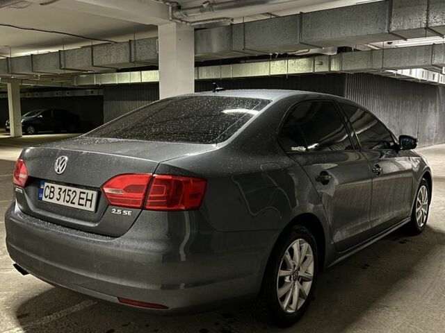 Серый Фольксваген Джетта, объемом двигателя 2.5 л и пробегом 280 тыс. км за 9500 $, фото 3 на Automoto.ua