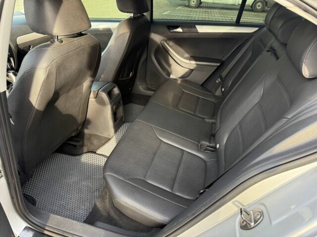 Сірий Фольксваген Джетта, об'ємом двигуна 2.5 л та пробігом 228 тис. км за 8300 $, фото 17 на Automoto.ua