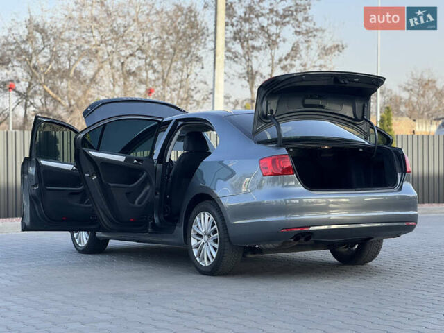 Серый Фольксваген Джетта, объемом двигателя 1.97 л и пробегом 212 тыс. км за 9200 $, фото 20 на Automoto.ua