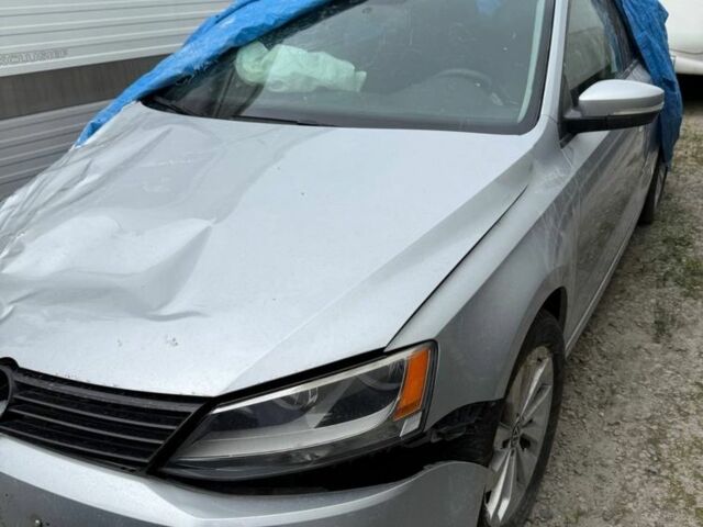 Сірий Фольксваген Джетта, об'ємом двигуна 2.5 л та пробігом 150 тис. км за 2900 $, фото 2 на Automoto.ua