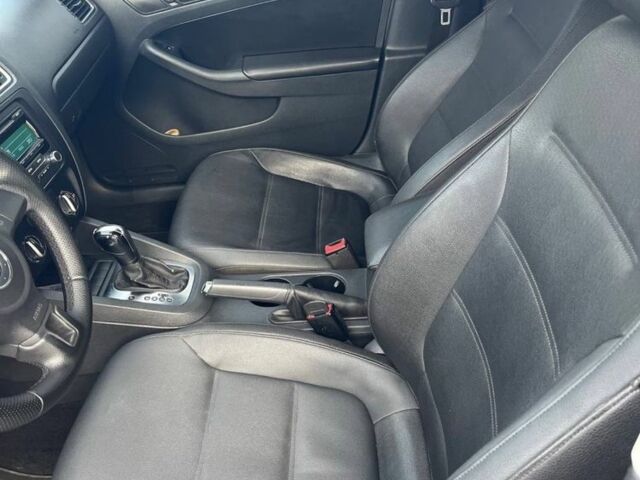 Сірий Фольксваген Джетта, об'ємом двигуна 2.5 л та пробігом 302 тис. км за 7600 $, фото 7 на Automoto.ua