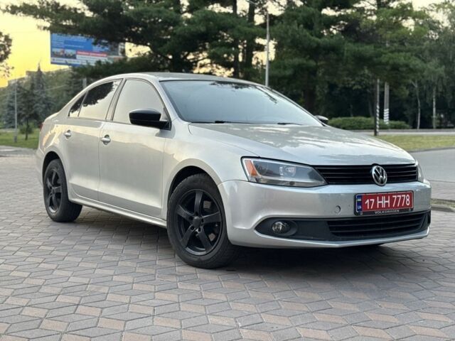 Сірий Фольксваген Джетта, об'ємом двигуна 2 л та пробігом 269 тис. км за 7999 $, фото 7 на Automoto.ua