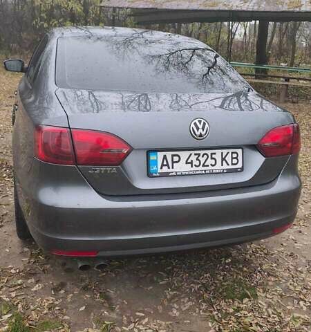 Серый Фольксваген Джетта, объемом двигателя 2.5 л и пробегом 200 тыс. км за 8200 $, фото 7 на Automoto.ua