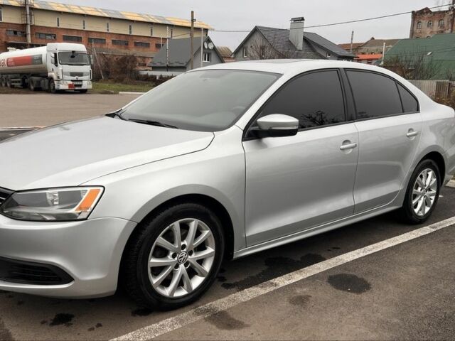 Серый Фольксваген Джетта, объемом двигателя 2.5 л и пробегом 260 тыс. км за 8750 $, фото 1 на Automoto.ua