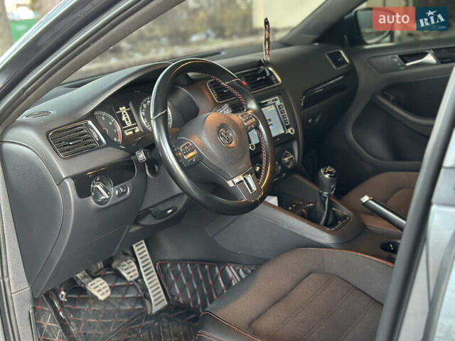 Серый Фольксваген Джетта, объемом двигателя 1.98 л и пробегом 200 тыс. км за 7899 $, фото 13 на Automoto.ua