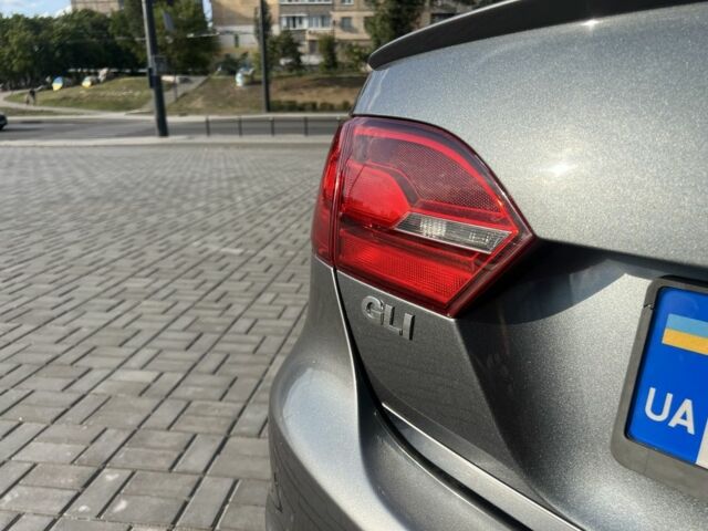 Серый Фольксваген Джетта, объемом двигателя 2 л и пробегом 176 тыс. км за 7200 $, фото 4 на Automoto.ua