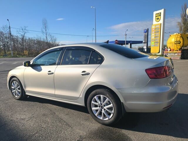 Серый Фольксваген Джетта, объемом двигателя 2.5 л и пробегом 220 тыс. км за 9000 $, фото 8 на Automoto.ua