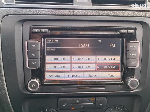 Серый Фольксваген Джетта, объемом двигателя 2.5 л и пробегом 250 тыс. км за 8690 $, фото 25 на Automoto.ua