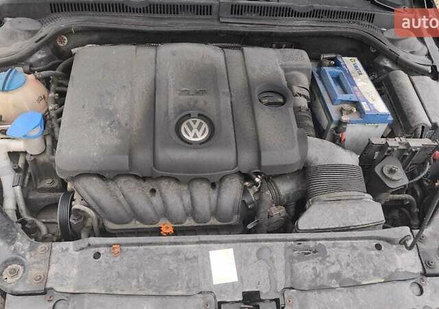 Серый Фольксваген Джетта, объемом двигателя 2.5 л и пробегом 200 тыс. км за 8200 $, фото 19 на Automoto.ua