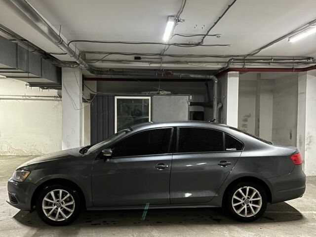 Серый Фольксваген Джетта, объемом двигателя 2.5 л и пробегом 280 тыс. км за 9500 $, фото 1 на Automoto.ua