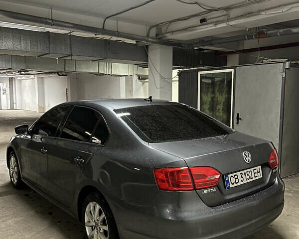 Серый Фольксваген Джетта, объемом двигателя 2.5 л и пробегом 285 тыс. км за 9500 $, фото 8 на Automoto.ua