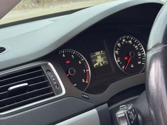 Серый Фольксваген Джетта, объемом двигателя 2.5 л и пробегом 198 тыс. км за 9300 $, фото 10 на Automoto.ua