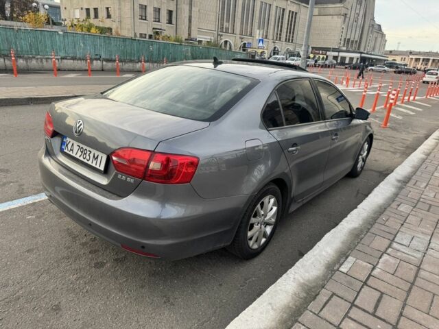 Сірий Фольксваген Джетта, об'ємом двигуна 2.5 л та пробігом 300 тис. км за 8500 $, фото 3 на Automoto.ua