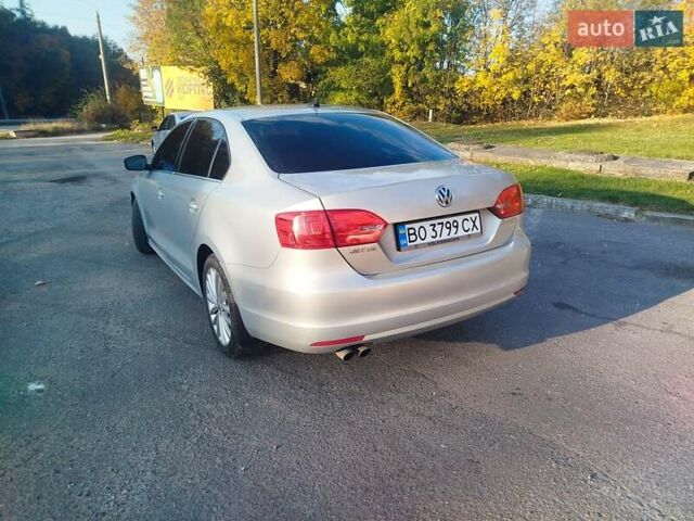 Серый Фольксваген Джетта, объемом двигателя 2.48 л и пробегом 317 тыс. км за 8300 $, фото 10 на Automoto.ua