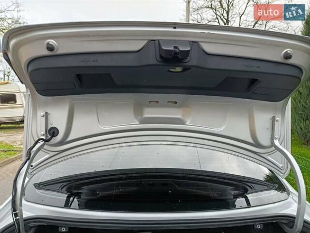 Серый Фольксваген Джетта, объемом двигателя 2.48 л и пробегом 208 тыс. км за 10499 $, фото 24 на Automoto.ua