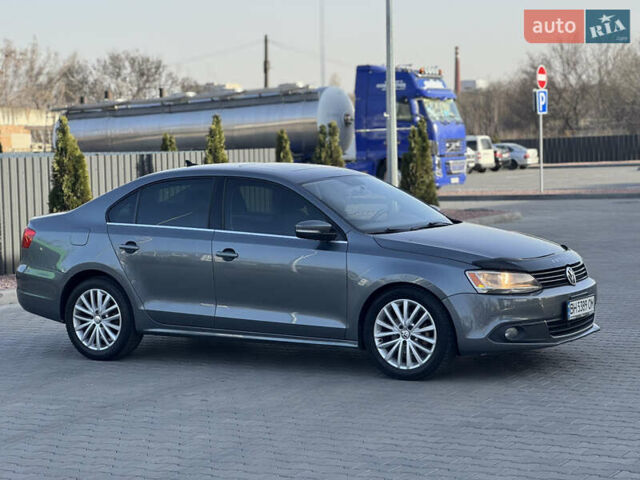 Серый Фольксваген Джетта, объемом двигателя 1.97 л и пробегом 212 тыс. км за 9200 $, фото 5 на Automoto.ua