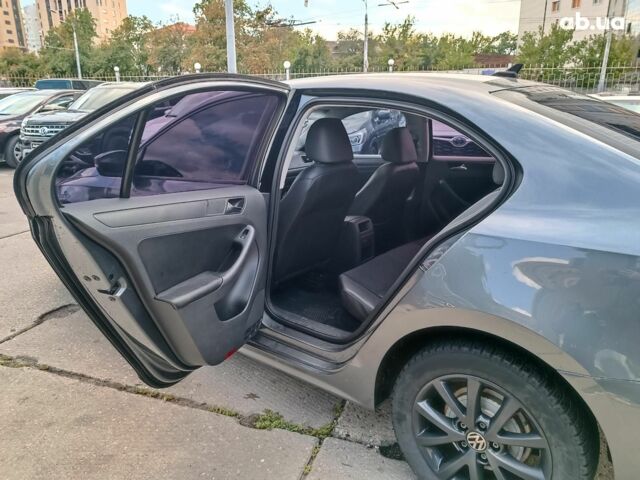 Серый Фольксваген Джетта, объемом двигателя 2.5 л и пробегом 250 тыс. км за 8690 $, фото 12 на Automoto.ua