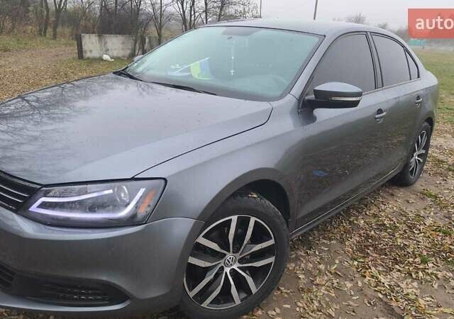 Серый Фольксваген Джетта, объемом двигателя 2.5 л и пробегом 200 тыс. км за 8200 $, фото 4 на Automoto.ua