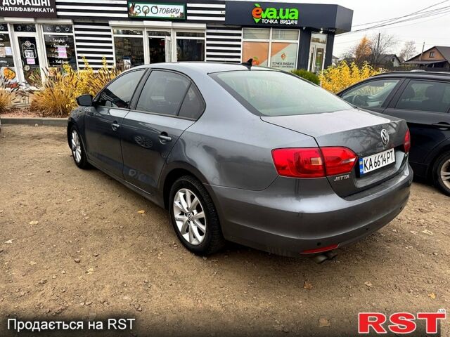 Серый Фольксваген Джетта, объемом двигателя 2.5 л и пробегом 300 тыс. км за 8500 $, фото 1 на Automoto.ua