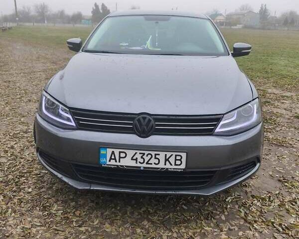 Серый Фольксваген Джетта, объемом двигателя 2.5 л и пробегом 200 тыс. км за 8200 $, фото 1 на Automoto.ua