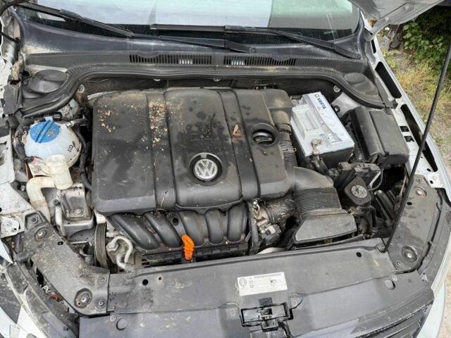 Сірий Фольксваген Джетта, об'ємом двигуна 2.5 л та пробігом 150 тис. км за 2900 $, фото 10 на Automoto.ua