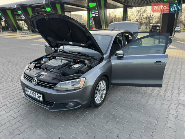 Серый Фольксваген Джетта, объемом двигателя 1.97 л и пробегом 212 тыс. км за 9200 $, фото 54 на Automoto.ua