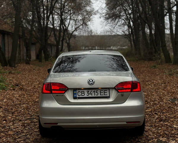 Серый Фольксваген Джетта, объемом двигателя 2 л и пробегом 220 тыс. км за 7900 $, фото 6 на Automoto.ua