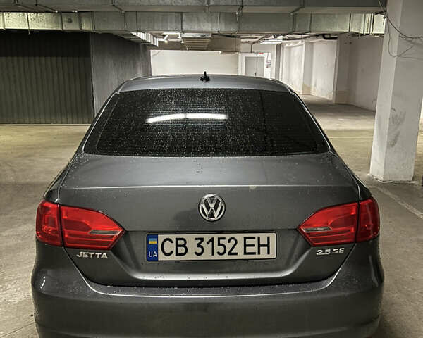 Серый Фольксваген Джетта, объемом двигателя 2.5 л и пробегом 285 тыс. км за 9500 $, фото 9 на Automoto.ua