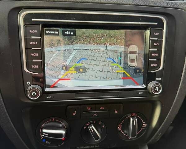 Сірий Фольксваген Джетта, об'ємом двигуна 2.48 л та пробігом 228 тис. км за 8100 $, фото 21 на Automoto.ua