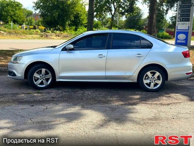 Серый Фольксваген Джетта, объемом двигателя 1.6 л и пробегом 276 тыс. км за 7000 $, фото 2 на Automoto.ua