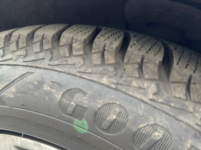 Сірий Фольксваген Джетта, об'ємом двигуна 2.5 л та пробігом 300 тис. км за 8500 $, фото 9 на Automoto.ua