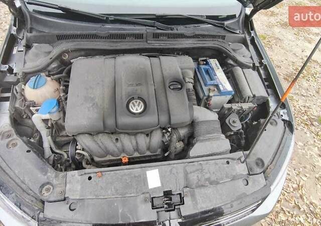 Серый Фольксваген Джетта, объемом двигателя 2.5 л и пробегом 200 тыс. км за 8200 $, фото 17 на Automoto.ua