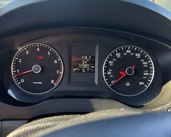 Фольксваген Джетта 2011 в Василькове на Automoto.ua Серый Фольксваген Джетта, объемом двигателя 2.5 л и пробегом 232 тыс. км за 8600 $, фото 1 на Automoto.ua