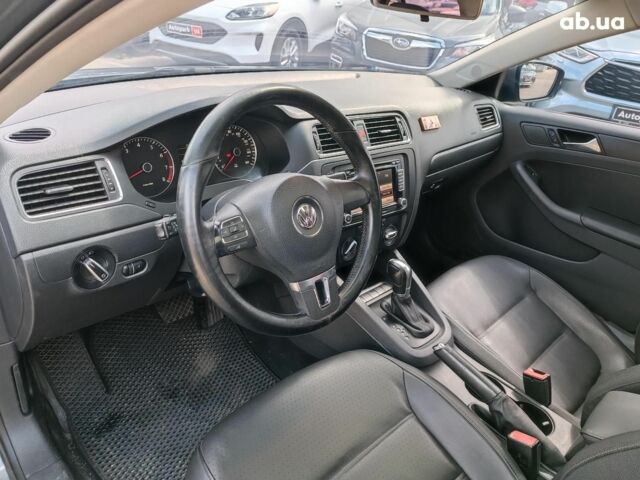 Серый Фольксваген Джетта, объемом двигателя 2.5 л и пробегом 250 тыс. км за 8690 $, фото 20 на Automoto.ua