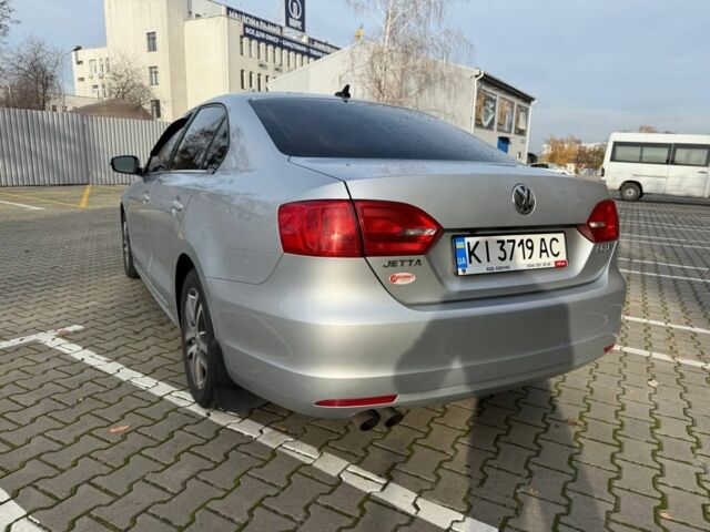 Сірий Фольксваген Джетта, об'ємом двигуна 2.5 л та пробігом 228 тис. км за 8300 $, фото 7 на Automoto.ua