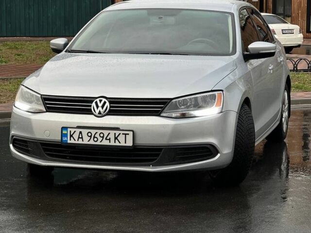 Серый Фольксваген Джетта, объемом двигателя 2.5 л и пробегом 230 тыс. км за 6999 $, фото 2 на Automoto.ua