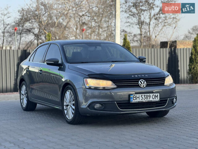 Серый Фольксваген Джетта, объемом двигателя 1.97 л и пробегом 212 тыс. км за 9200 $, фото 4 на Automoto.ua