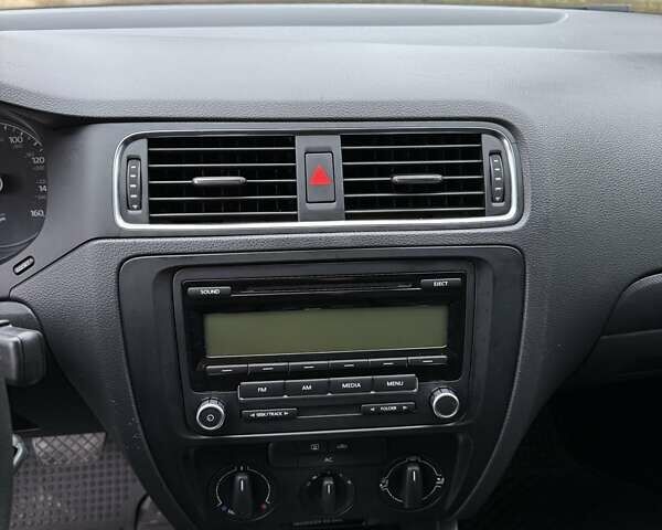 Серый Фольксваген Джетта, объемом двигателя 1.98 л и пробегом 152 тыс. км за 8900 $, фото 21 на Automoto.ua