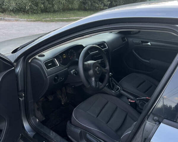 Серый Фольксваген Джетта, объемом двигателя 2 л и пробегом 230 тыс. км за 6300 $, фото 12 на Automoto.ua